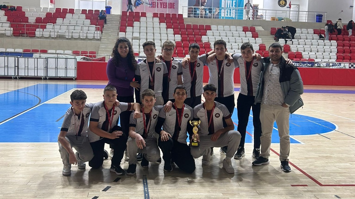 OKUL SPORLARI VOLEYBOL TURNUVASI İL DÖRDÜNCÜLÜĞÜ